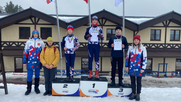 Поздравляем победителей и призеров Межмуниципальных соревнований по лыжным гонкам «Колпинская лыжня»!